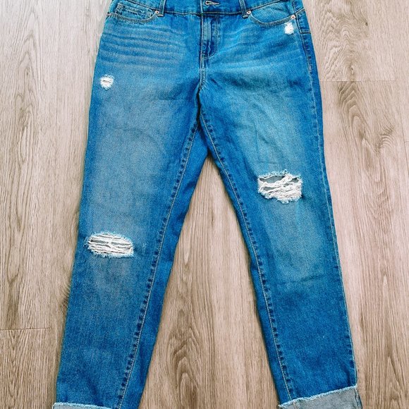 Juicy Couture Skinny Ankle Distressed Jean - Picture 3 of 9